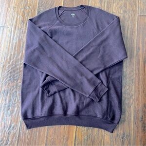 Alo Yoga Triumph Crew Neck Sweatshirt, Oxblood